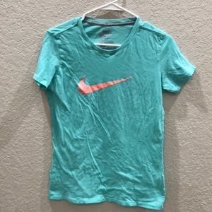 Women’s Nike short sleeve